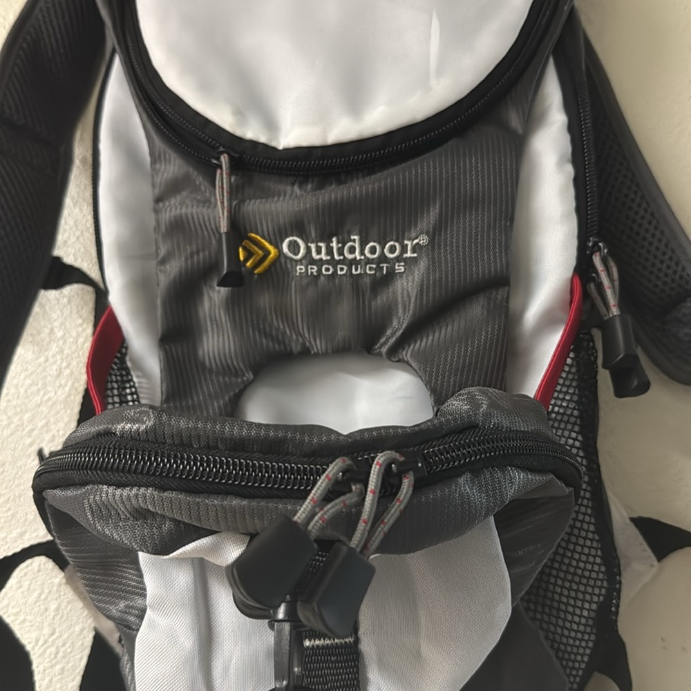 Hydration BackPack - Picture 2 of 4
